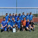Бронзові призери з відтінком золота.